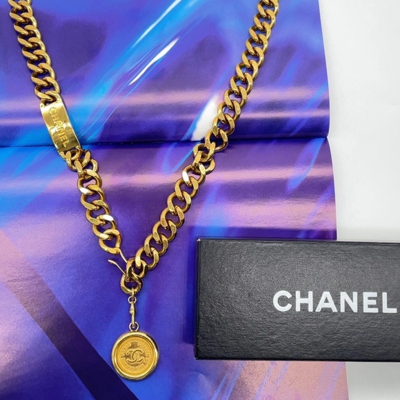 AUTH Chanel Gold Chunky Chain Belt or Necklace 85cm - Picture 2 of 7